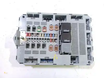 Second-hand car spare part fuse box unit for jaguar xf i (x250) 3.0 d oem iam references  9x2314d645aa bcmba12247794 9x2314d626ac