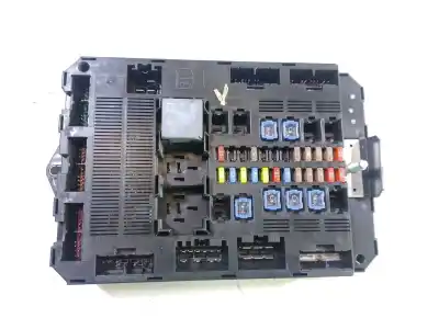 Second-hand car spare part fuse box unit for jaguar xf i (x250) 3.0 d oem iam references  9x2214c256ab bcm 7370030730 bx2314b476aa
