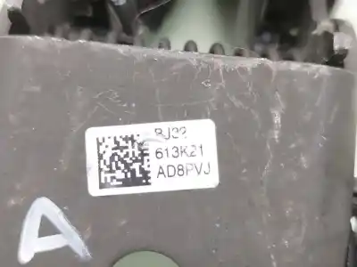 Автозапчасти б/у центральный задний крюк для ремня за land rover range rover evoque (l538) 2.0 d 4x4 ссылки oem iam lr075278  bj32613k21ad ambj32613k21ad8pvj