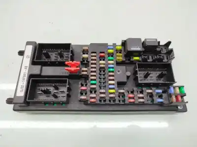 Автозапчасти б/у блок реле/предохранителей за land rover range rover evoque (l538) 2.0 d 4x4 ссылки oem iam gj3214f041ab
