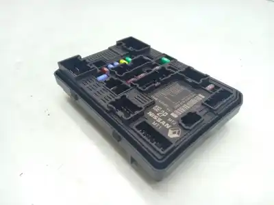 Peça sobressalente para automóvel em segunda mão caixa de fusíveis e relés por dacia sandero iii 1.0 sce 65 referências oem iam 284b76520r