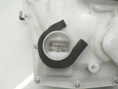 İkinci el araba yedek parçası sag ön kapi kilidi için suzuki swift iii (mz, ez) 1.3 (rs 413) oem iam referansları   