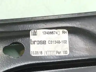 Автозапчастина б/у регулятор переднього правого скла для opel astra k (b16) 1.6 cdti (68) посилання на oem iam 13406674 c31348102 