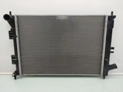 Автозапчастина б/у водяний радіатор для hyundai i30 (gd) 1.6 gdi посилання на oem iam 253103x011
