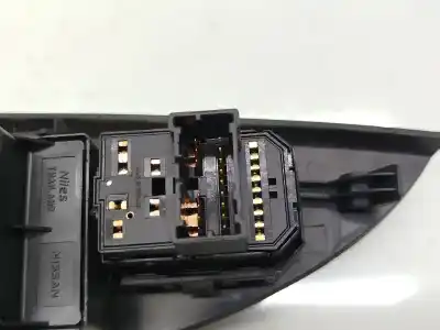 Автозапчастина б/у передні вікний вмикач для nissan pulsar fastback (c13) 1.2 dig-t посилання на oem iam 809613zl0a  