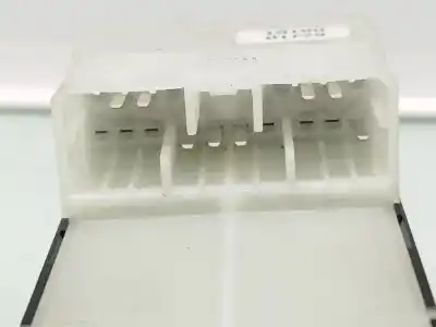 Автозапчастина б/у передні вікний вмикач для suzuki swift iii (mz, ez) 1.3 (rs 413) посилання на oem iam   62j100816t Автозапчастина б/у передні вікний вмикач для suzuki swift iii (mz, ez) 1.3 (rs 413) посилання на oem iam   62j100816t