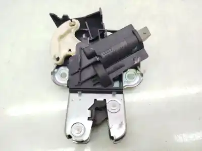 Pezzo di ricambio per auto di seconda mano  per AUDI A6 C6 (4F2)  Riferimenti OEM IAM 4F5827505D  4F5827505D