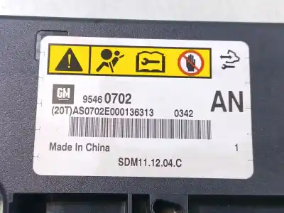 Автозапчастина б/у комплект подушки безпеки для chevrolet captiva (c100, c140) 2.2 d 4wd посилання на oem iam   