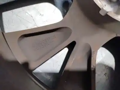 Автозапчастина б/у шина для renault captur ii (hf_) tce 130 (hfmf) посилання на oem iam 403009172r  