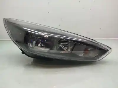 Second-hand car spare part RIGHT HEADLIGHT for FORD FOCUS III  OEM IAM references 2060592  