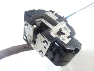 Second-hand car spare part rear left door lock for nissan qashqai (j10) acenta oem iam references 82501ey10d