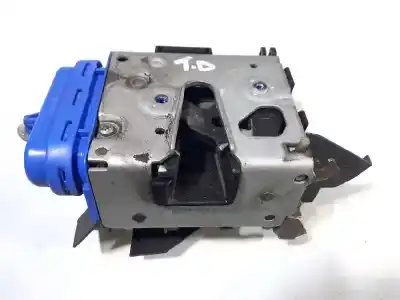 Автозапчасти б/у замок задней правой двери за audi a3 (8l) 1.6 ambiente ссылки oem iam 8d0839016a  