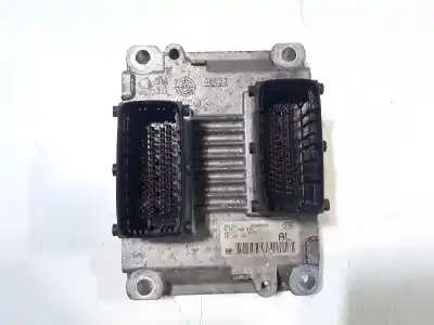 Pièce détachée automobile d'occasion calculateur moteur ecu pour opel agila básico références oem iam 9185450  0261206075