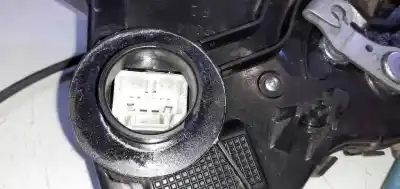 Автозапчасти б/у замок передней правой двери за toyota rav 4 (a3) active ссылки oem iam 6903042220  5112210