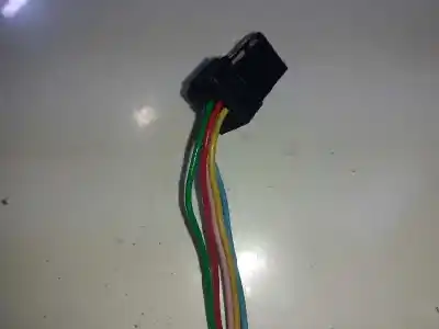 Pezzo di ricambio per auto di seconda mano specchio sinistro per citroen c3 attraction riferimenti oem iam   