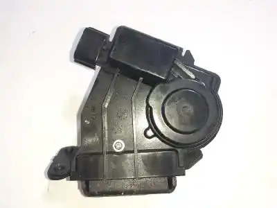 Second-hand car spare part trunk lock for toyota auris (_e15_) 2.0 d-4d (ade150_) oem iam references   