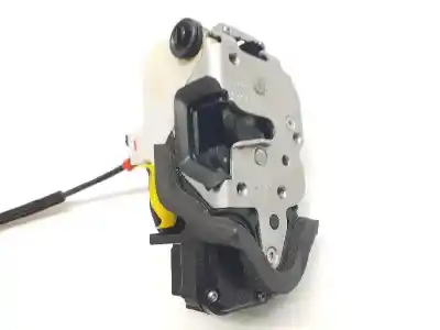 Second-hand car spare part left front door lock for opel mokka business oem iam references 3023881