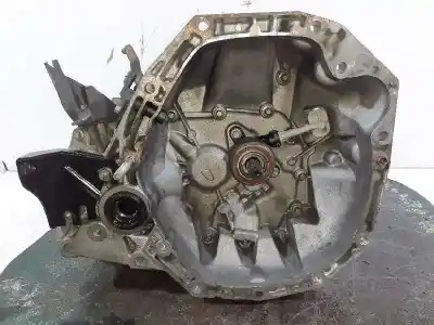 Peça sobressalente para automóvel em segunda mão caixa de velocidades por renault clio iii 1.5 dci diesel 68 cv / 50 kw referências oem iam jr5124