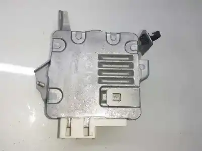 İkinci el araba yedek parçası elektronik modül için toyota yaris (_p13_) 1.3 (nsp130_) oem iam referansları 896500d160