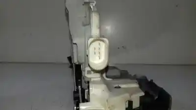 Автозапчастина б/у замок передніх дверей лівий для audi q3 (8ug) base посилання на oem iam 8j1837015f  