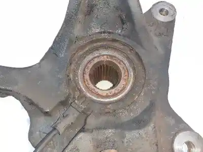 Second-hand car spare part front left knuckle for nissan primastar (x..) avantour l1h1 2.7 t / 7-sitzer oem iam references   