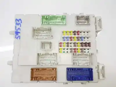 İkinci el araba yedek parçası RÖLE/SIGORTA KUTUSU için FORD FOCUS LIM.  OEM IAM referansları F1FT14014DGA  F1DT14A073BF