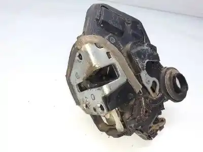 Pièce détachée automobile d'occasion serrure de porte arrière gauche pour suzuki grand vitara jb (jt) 1.9 ddis turbodiesel références oem iam 70626015