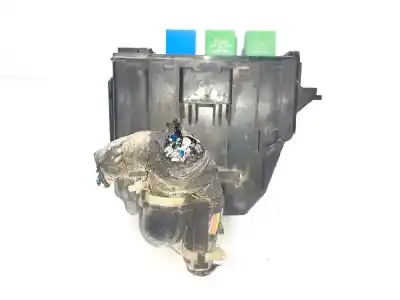 Pièce détachée automobile d'occasion boîtes à fusibles pour suzuki grand vitara jb (jt) 1.9 ddis turbodiesel références oem iam   
