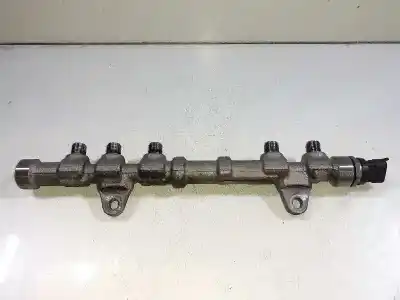Автозапчасти б/у рампа инжектора за fiat doblo ii cargo (263) furgón base ссылки oem iam 55234437