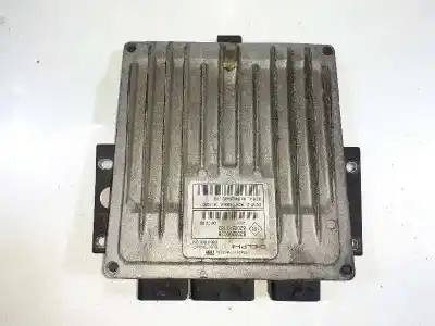 Peça sobressalente para automóvel em segunda mão centralina de motor uce por renault clio iii pack authentique referências oem iam 8200399038