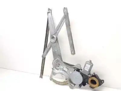 Second-hand car spare part rear left window regulator for toyota corolla verso (r1) 2.2 d-4d sport oem iam references 698400f020