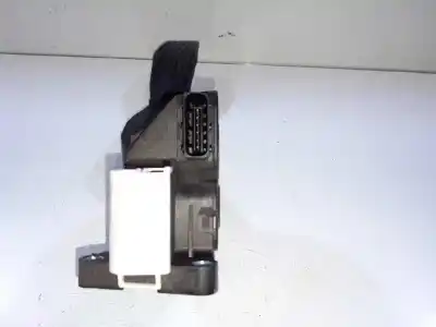 Second-hand car spare part accelerator pedal for opel adam unlimited ecoflex oem iam references 13305804  b720