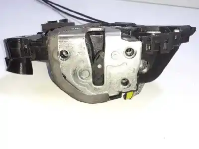 Автозапчастина б/у замок передніх дверей лівий для toyota yaris (ksp9/scp9/nlp9) 1.4 turbodiesel cat посилання на oem iam   