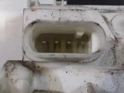 Second-hand car spare part left front door lock for dodge caliber 2.0 crd oem iam references p04589409ae  