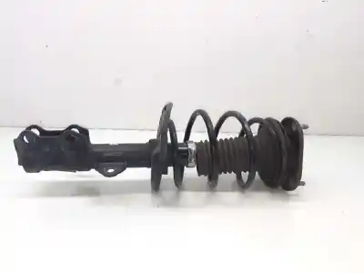 Автозапчасти б/у амортизатор передний правый за toyota auris 1.8 16v (híbrido) ссылки oem iam 