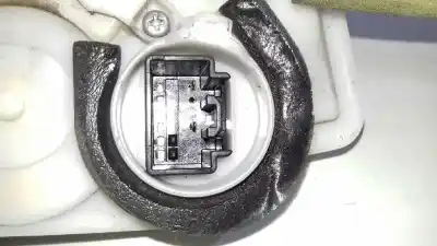 Автозапчасти б/у замок задней правой двери за mazda 2 lim. (de) 1.4 diesel cat ссылки oem iam 7l21a0373  