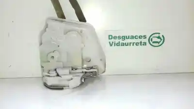 Автозапчасти б/у замок передней правой двери за mazda 2 lim. (de) 1.4 diesel cat ссылки oem iam 7l20b0699  