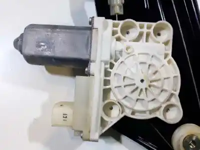 Second-hand car spare part rear left window regulator for bmw serie 7 (e65/e66) 730d oem iam references   