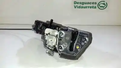 Автозапчастина б/у замок заднього правого дверя для toyota auris active посилання на oem iam   