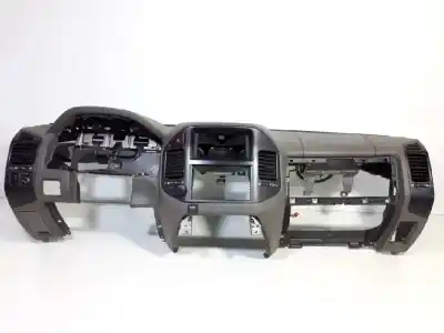 Second-hand car spare part dashboard for mitsubishi montero (v60/v70) 3.2 di-d all-four oem iam references 