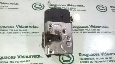 Pièce détachée automobile d'occasion serrure de porte avant droite pour peugeot 206+ básico références oem iam 