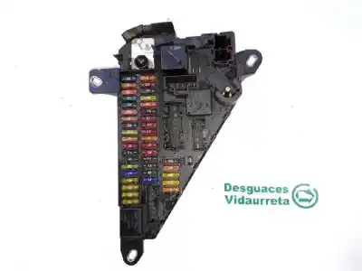 Pièce détachée automobile d'occasion boîtes à fusibles pour bmw serie 5 berlina (e60) 530xd références oem iam 913883001
