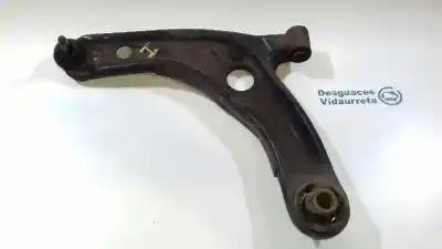 Автозапчасти б/у передний левый нижний рычаг подвески за toyota yaris (ksp9/scp9/nlp9) básico ссылки oem iam 