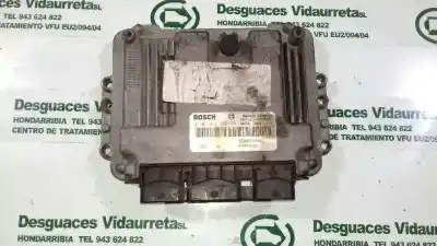 Pezzo di ricambio per auto di seconda mano centralina motore per renault scenic ii 1.9 dci diesel 120 cv / 88 kw riferimenti oem iam 8200310863