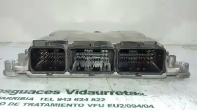 Автозапчасти б/у блок управления двигателем за opel vivaro a furgoneta (x83) 1.9 dti (f7) ссылки oem iam 8200051608 8200118526 0281010632