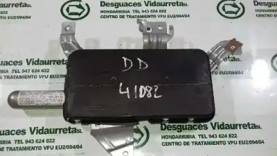 Second-hand car spare part front right side airbag for mercedes-benz clase c (w203) berlina 3.2 v6 18v cat oem iam references 0027000831f01259