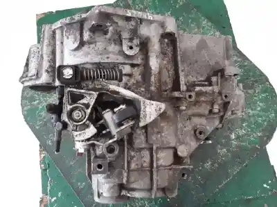 Piesă de schimb auto la mâna a doua cutie de viteze pentru volkswagen passat variant (3c5) advance referințe oem iam jlr  27106