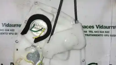 Автозапчастина б/у замок заднього правого дверя для suzuki swift azg (nz) gl посилання на oem iam 8230168la1  