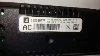 Second-hand car spare part multifunction display for opel insignia a sedán (g09) 2.0 cdti (69) oem iam references 13233977f  a2c53256932