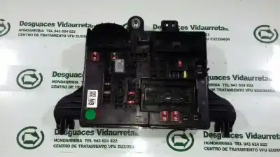 Second-hand car spare part fuse box unit for opel insignia a sedán (g09) 2.0 cdti (69) oem iam references 1327731801